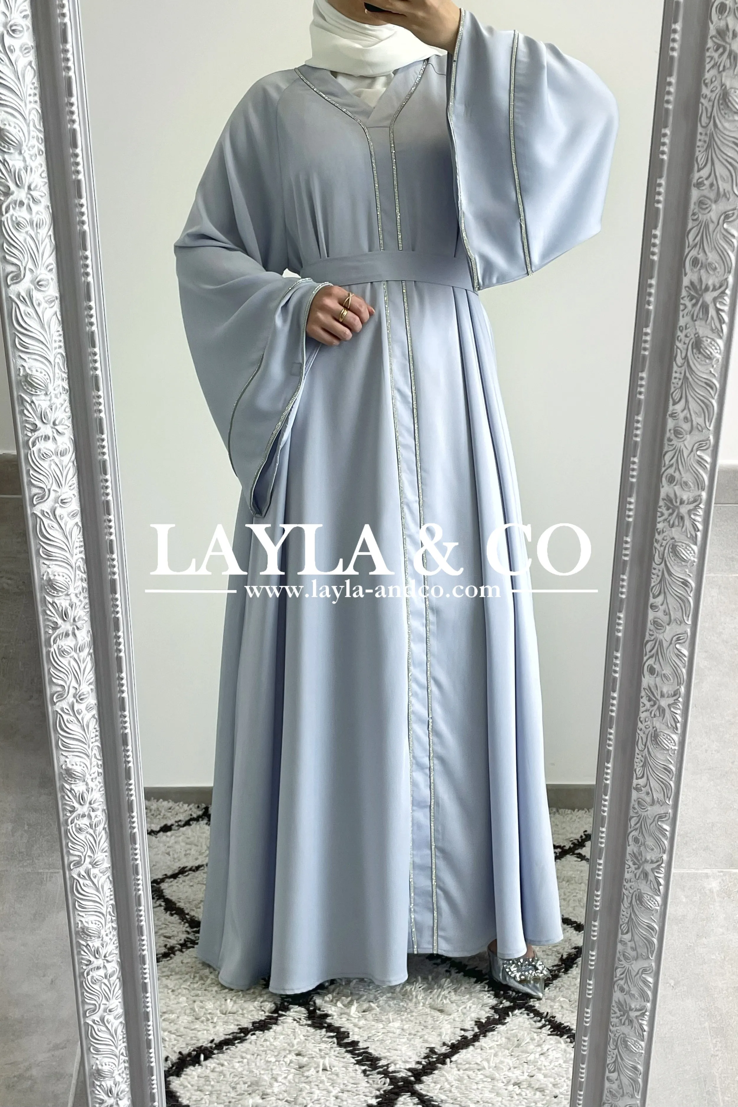 Abaya satinée Shiny ( couleurs)