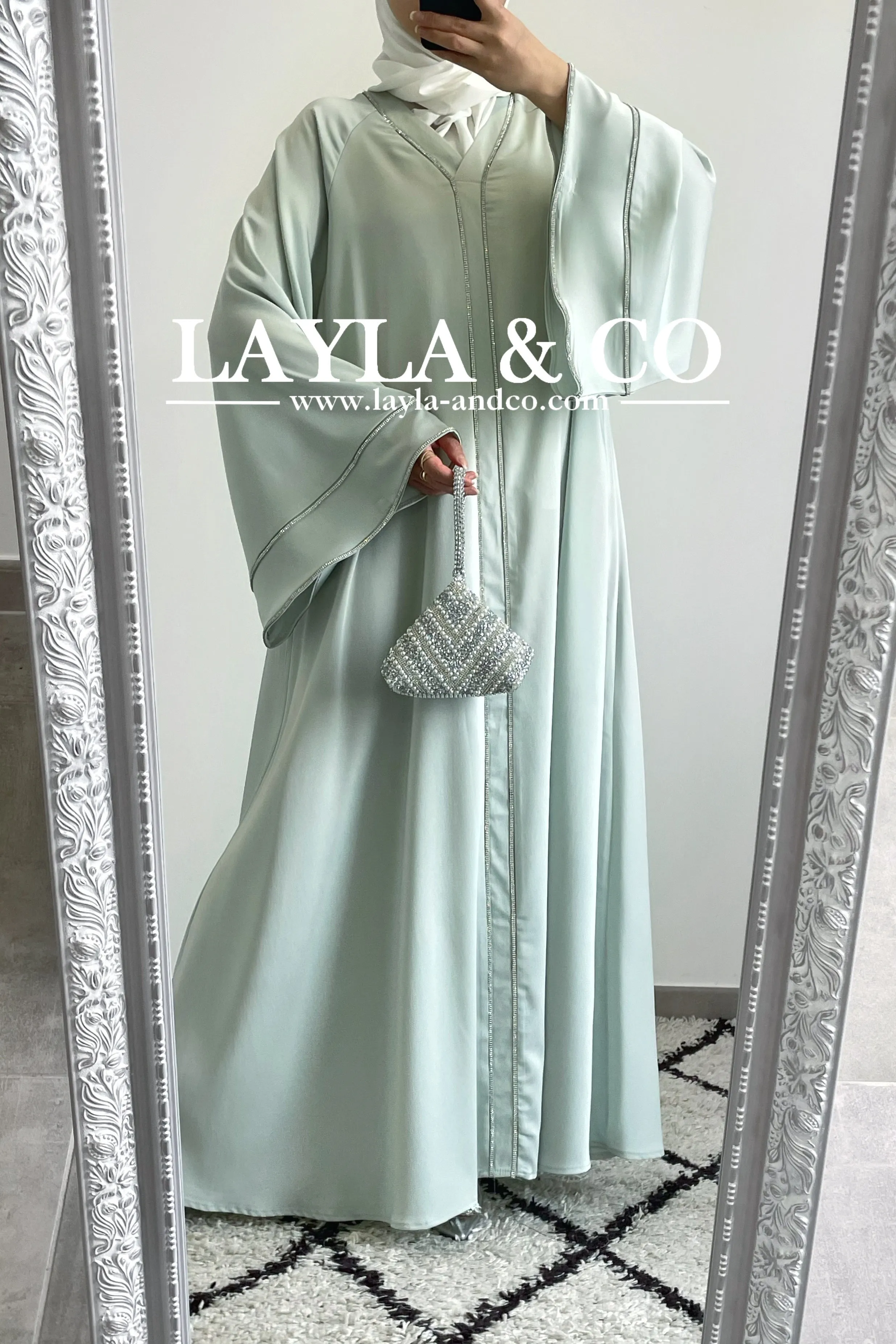 Abaya satinée Shiny ( couleurs)