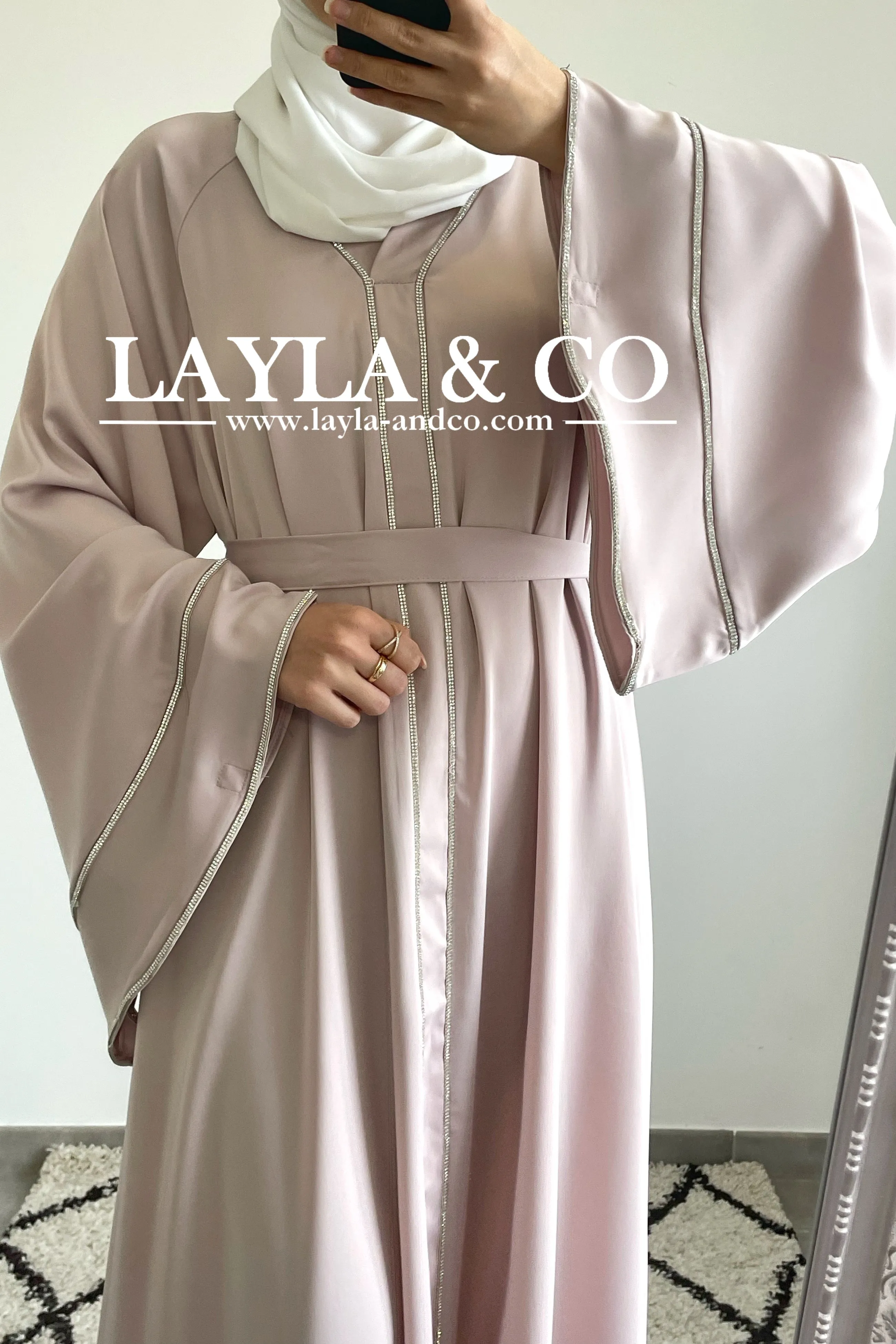 Abaya satinée Shiny ( couleurs)
