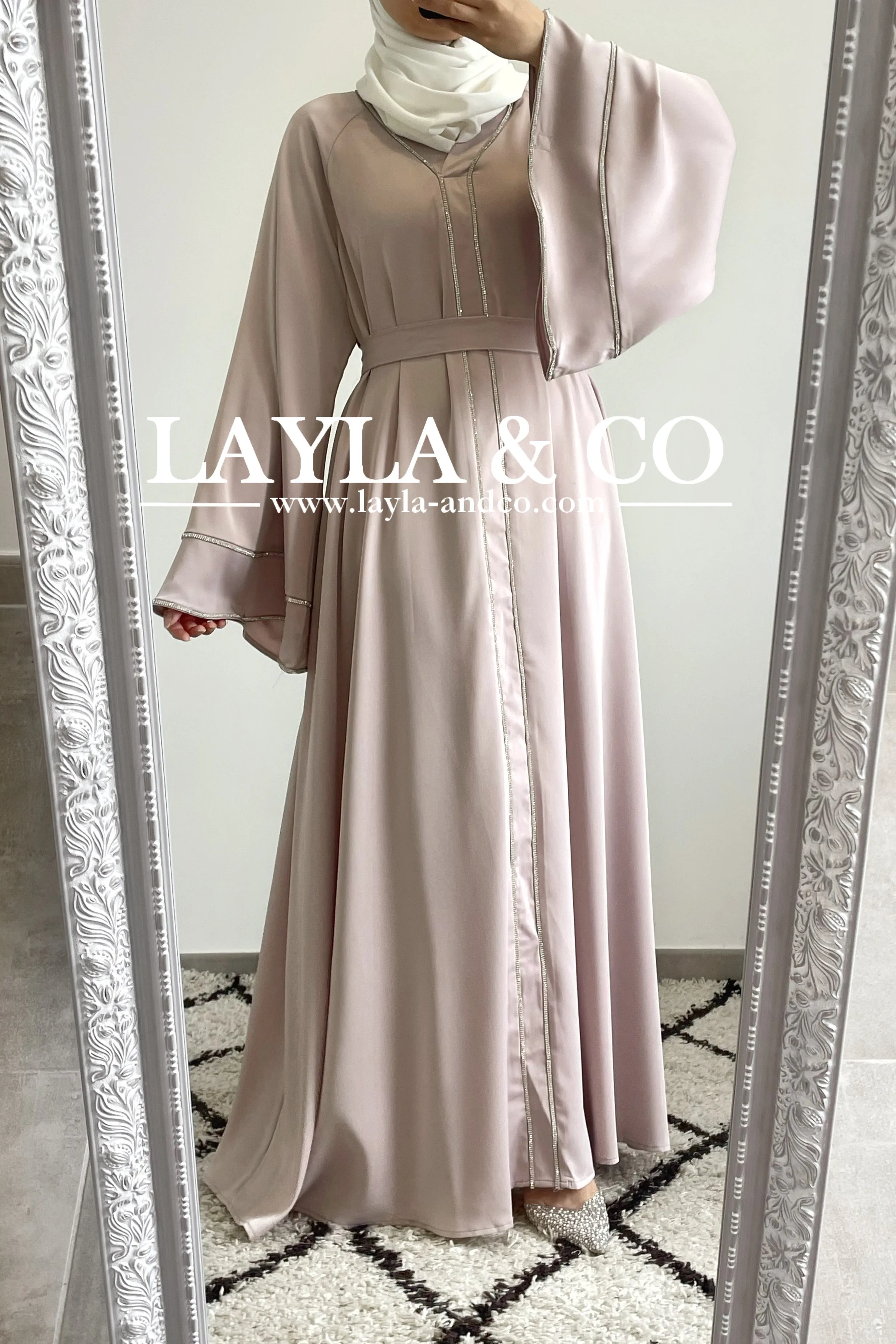 Abaya satinée Shiny ( couleurs)