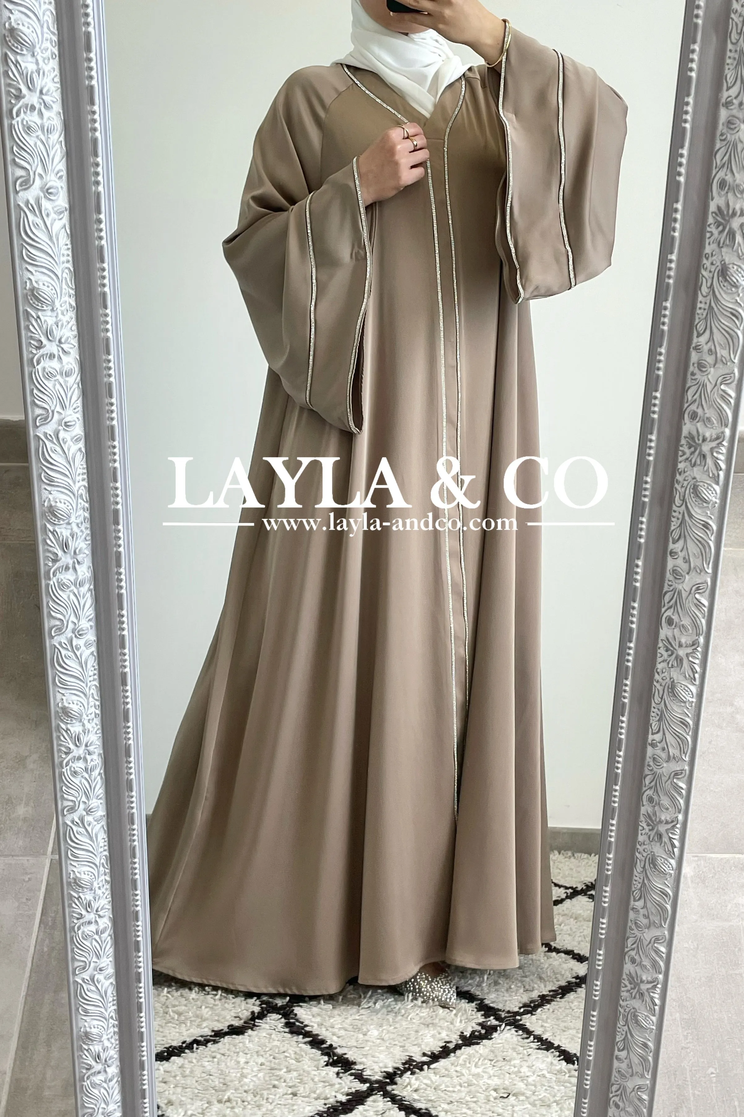 Abaya satinée Shiny ( couleurs)