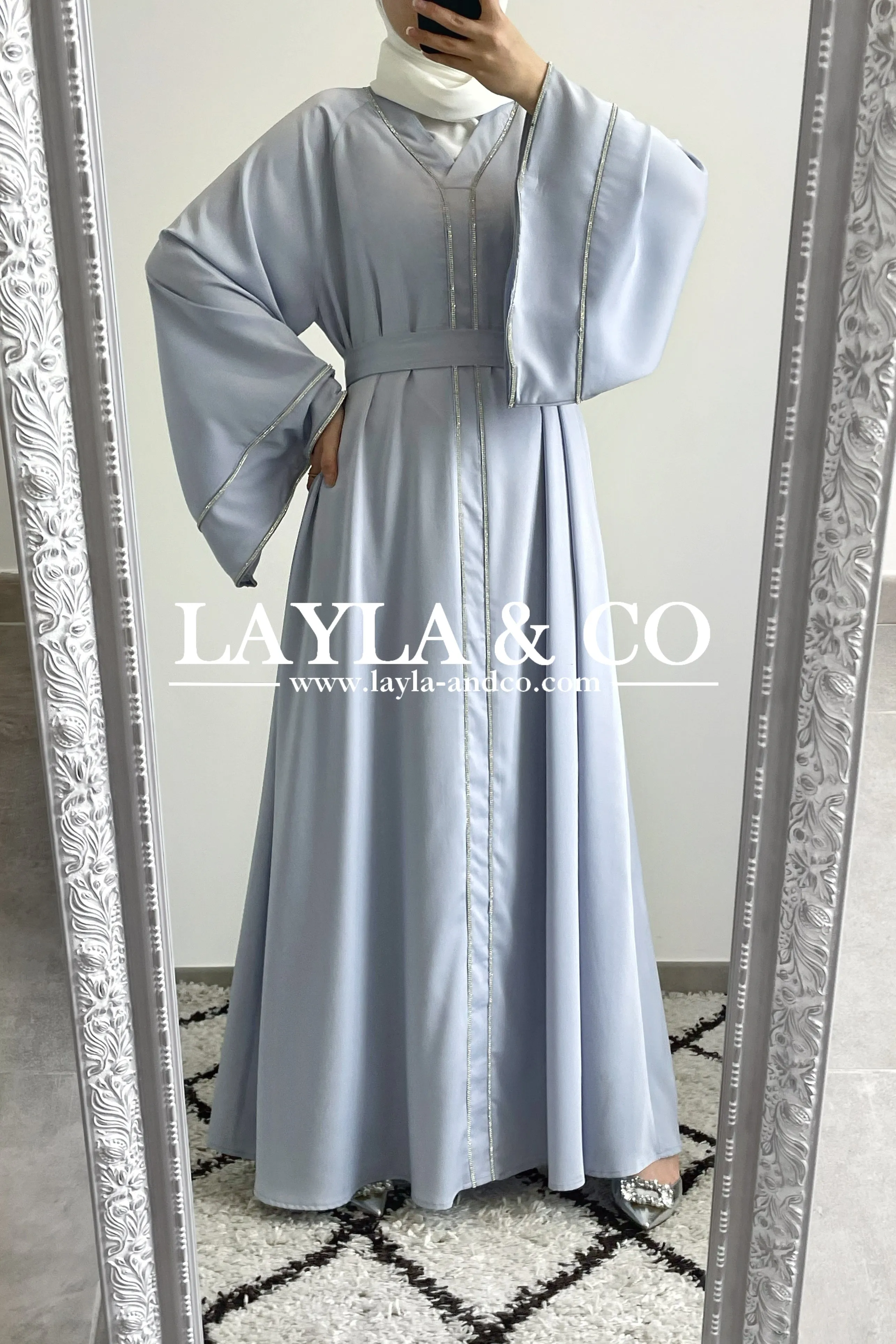 Abaya satinée Shiny ( couleurs)