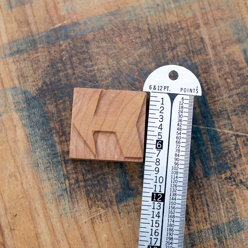 Wood Type Printer's Block: Stout Arrow
